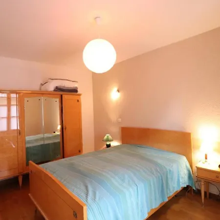 בית נופש Maison Renovee Au Coeur Des Volcans D'auvergne, 4 Pers, Terrasse, Jardin, Proche Commerces - Fr-1-742-112 *