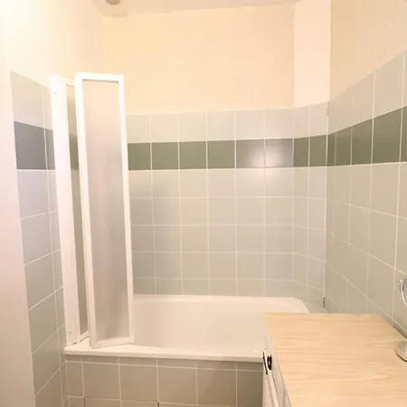 Maison Renovee Au Coeur Des Volcans D'auvergne, 4 Pers, Terrasse, Jardin, Proche Commerces - Fr-1-742-112 בית נופש Thiézac